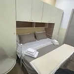 Calabro 21 Appartament 4* Катания