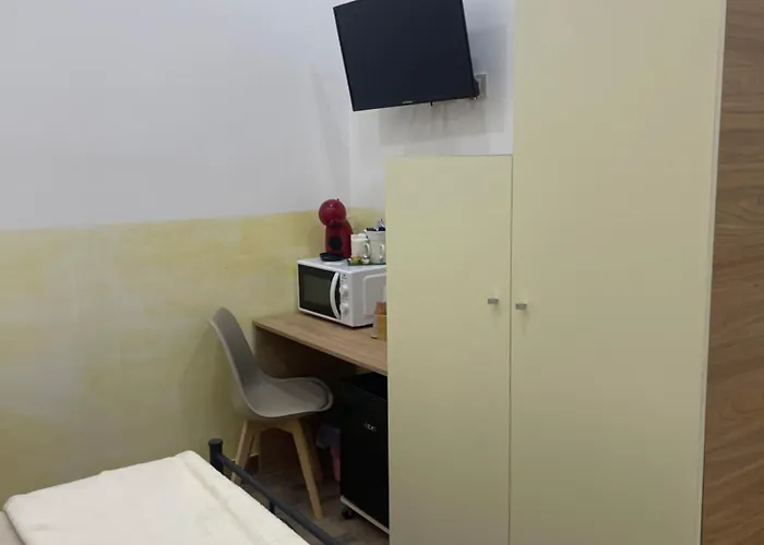 Calabro 21 Appartament 招待所